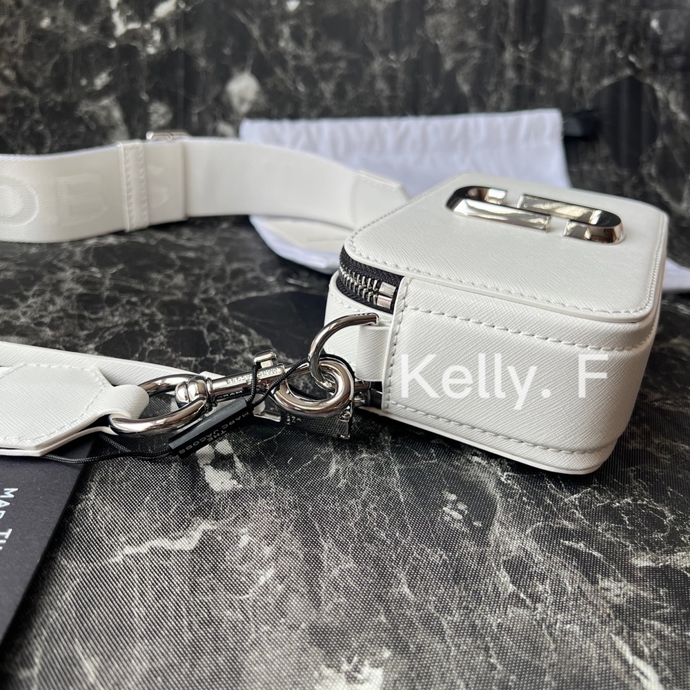 MARC JACOBS snapshot - Picture 8 of 13